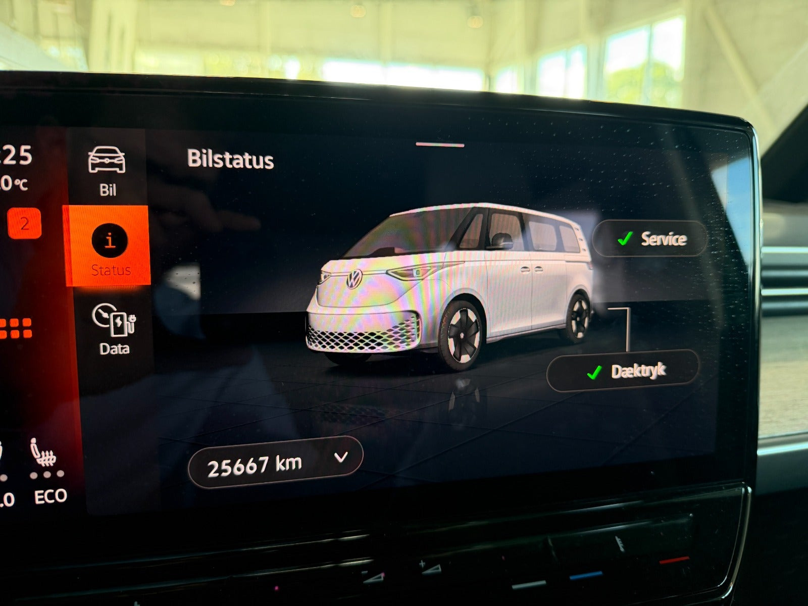 Grøn VW ID.Buzz fra 2024
