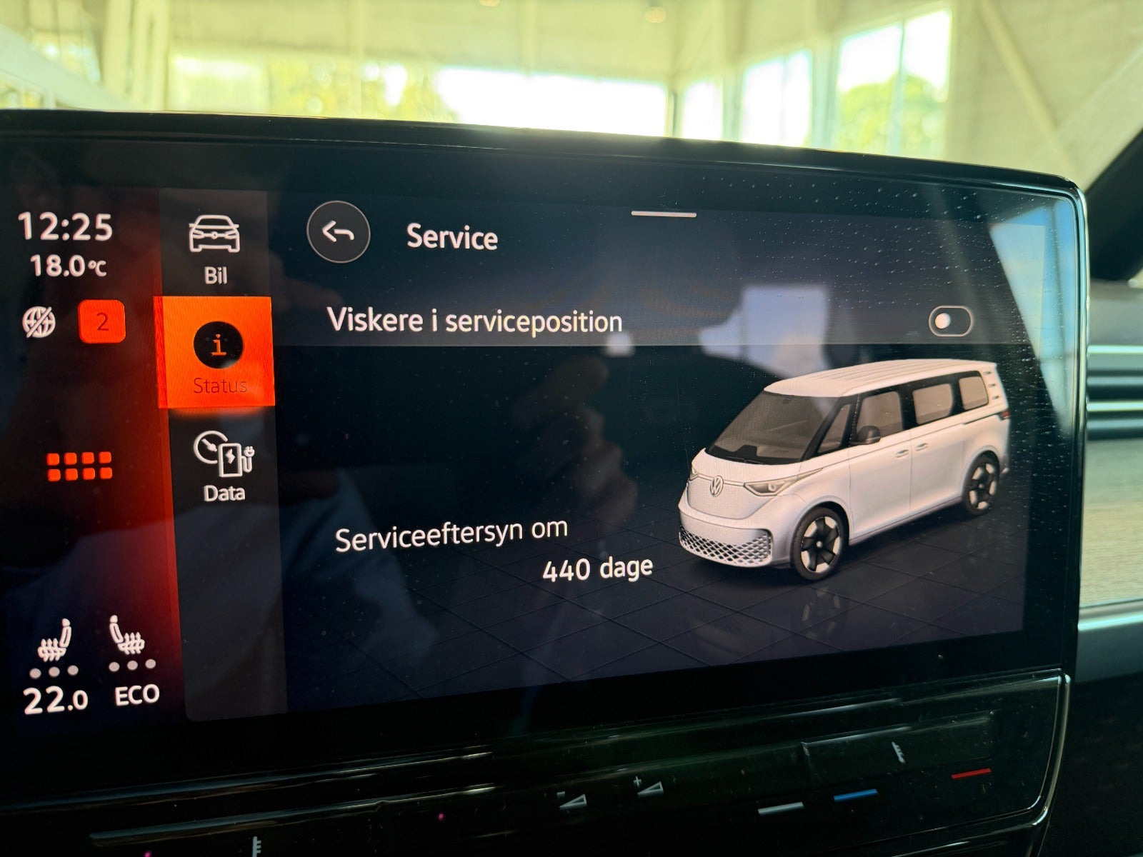 Grøn VW ID.Buzz fra 2024