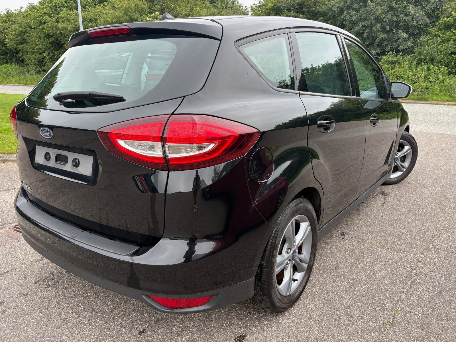 Sort Ford C-MAX fra 2019