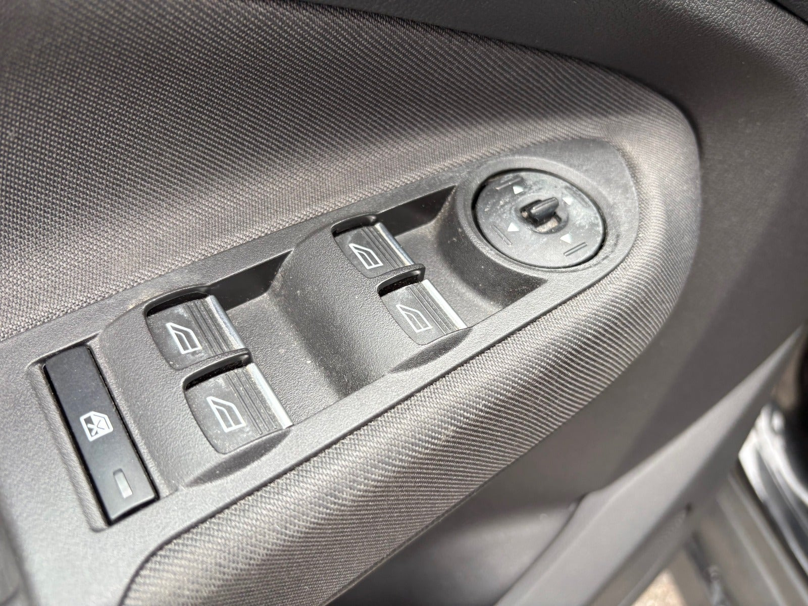 Sort Ford C-MAX fra 2019