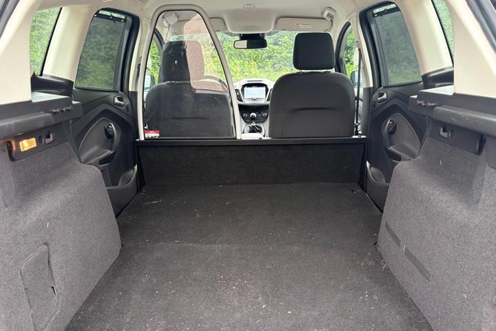 Sort Ford C-MAX fra 2019