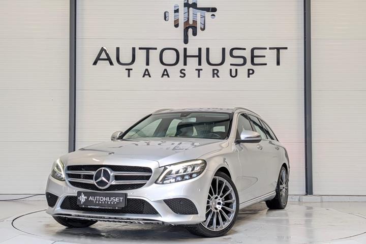 Sølv Mercedes C200 fra 2019