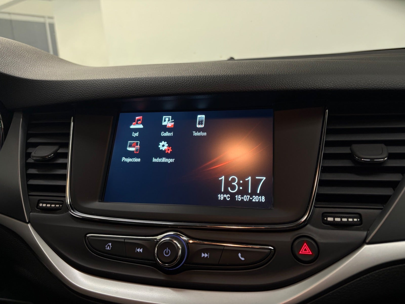 undefined Opel Astra fra 2019