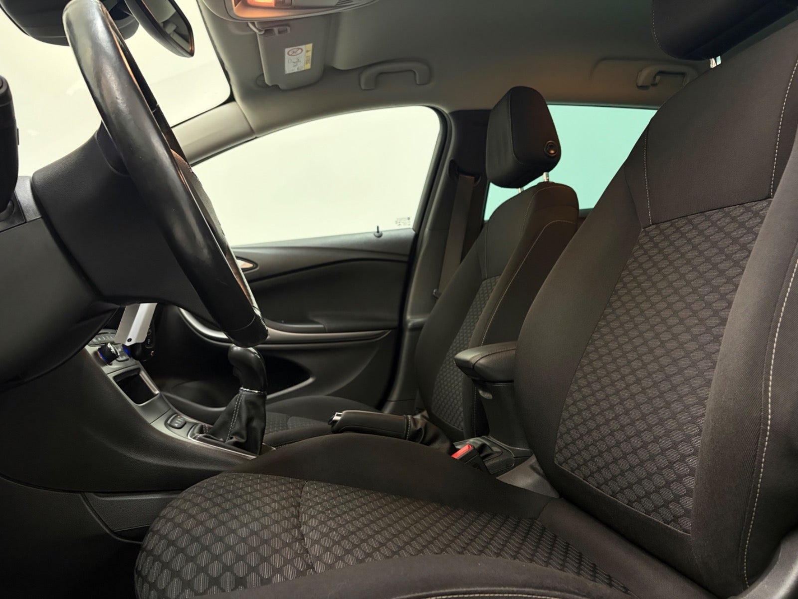 undefined Opel Astra fra 2019