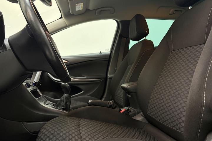 undefined Opel Astra fra 2019