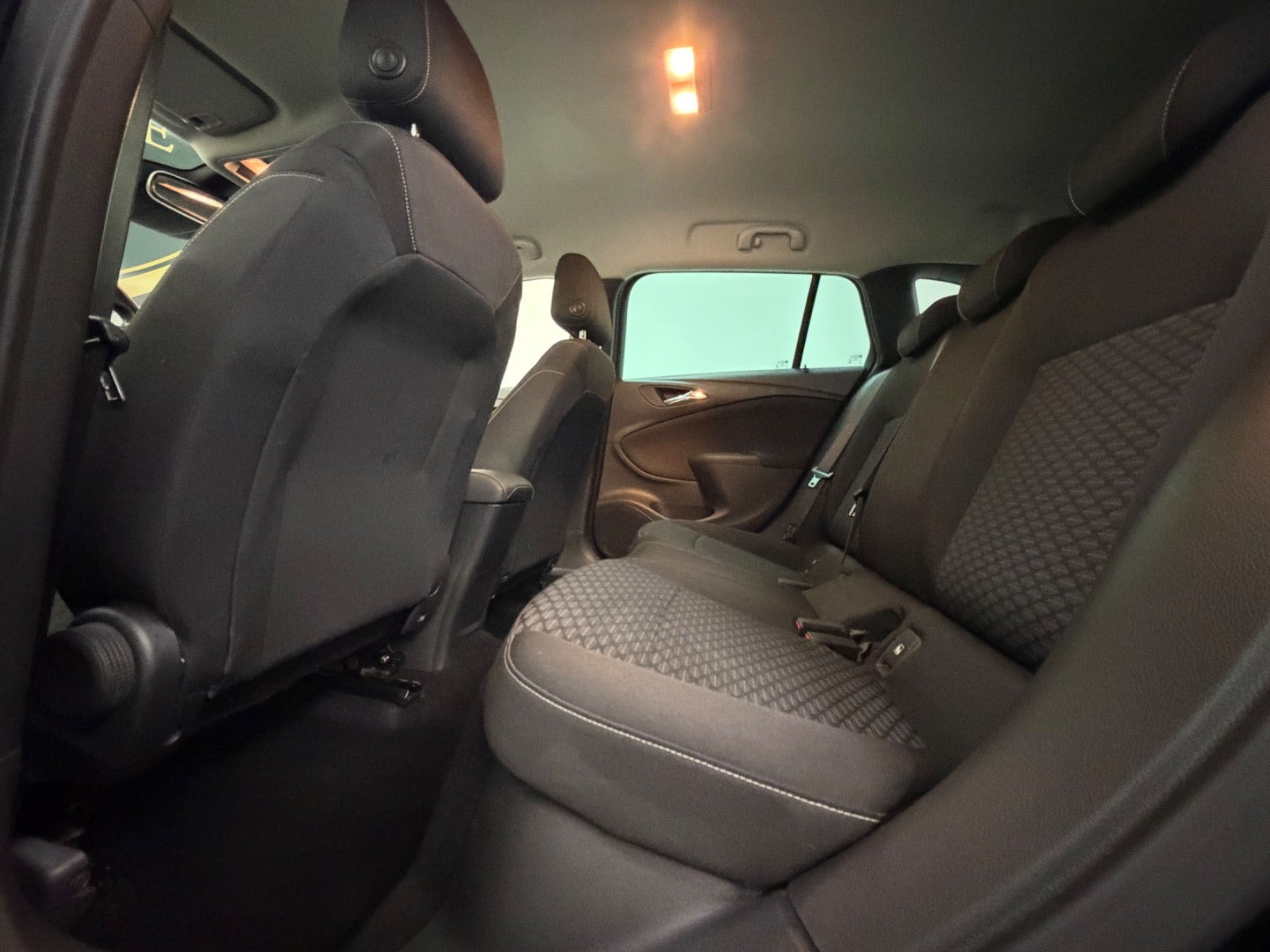 undefined Opel Astra fra 2019