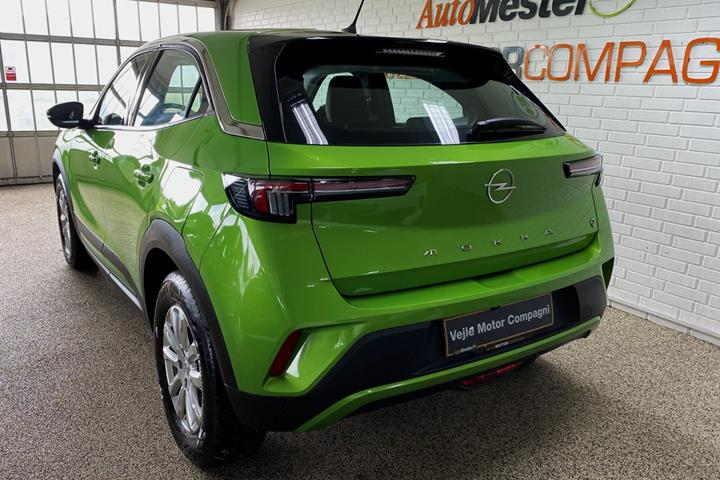 Grøn Opel Mokka-e fra 2023