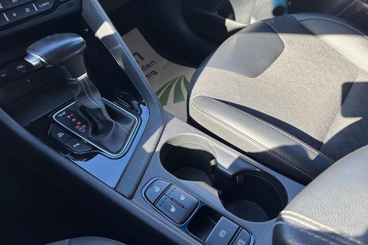 Hvid Kia Niro fra 2020