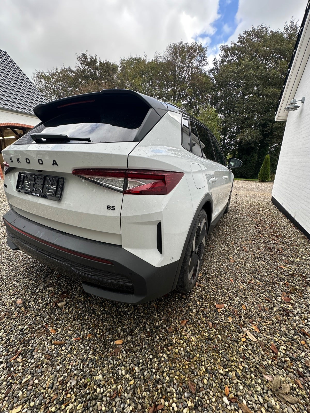Hvid Skoda Elroq fra 2026