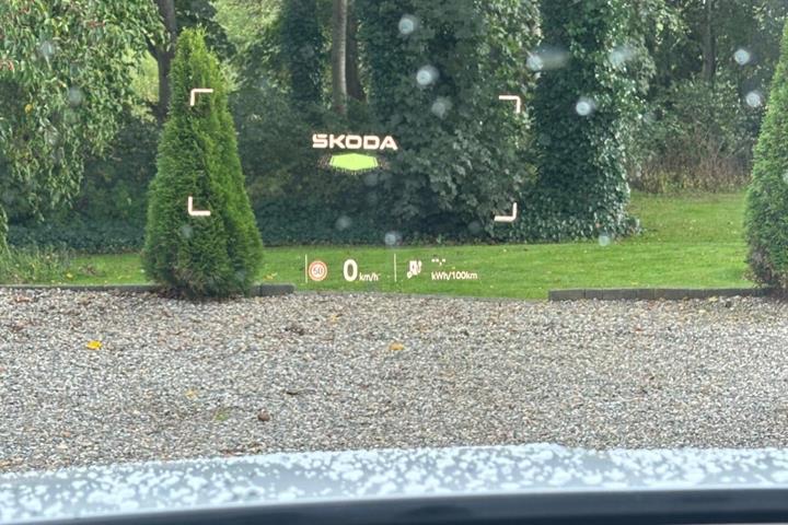 Hvid Skoda Elroq fra 2026
