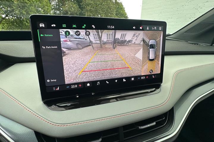 Hvid Skoda Elroq fra 2026