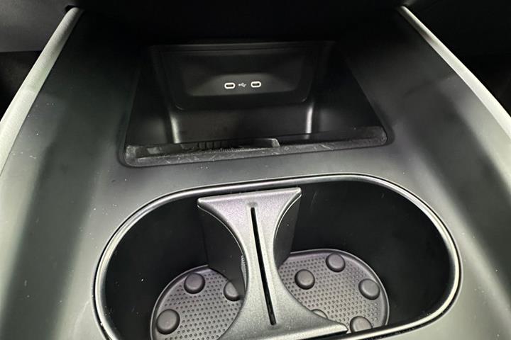 Hvid Skoda Elroq fra 2026