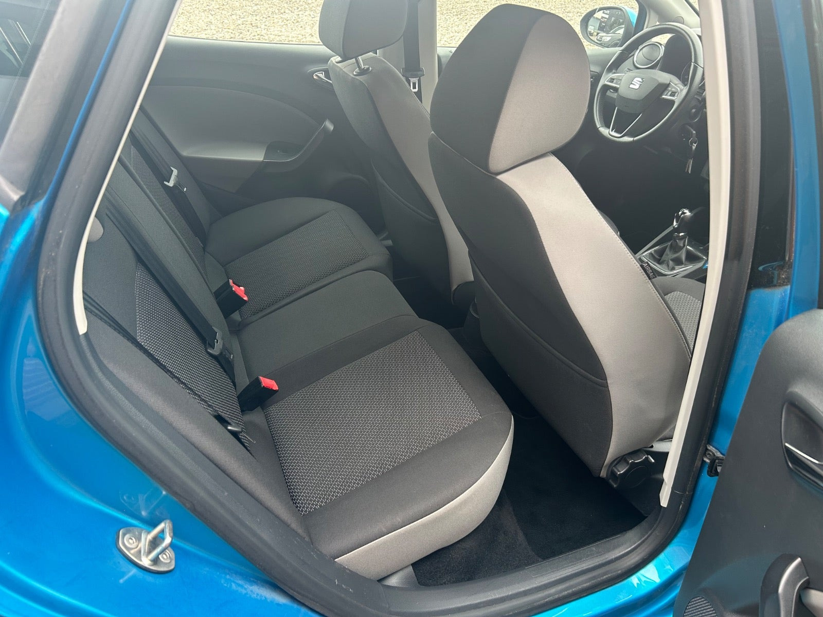 Blå Seat Ibiza fra 2016