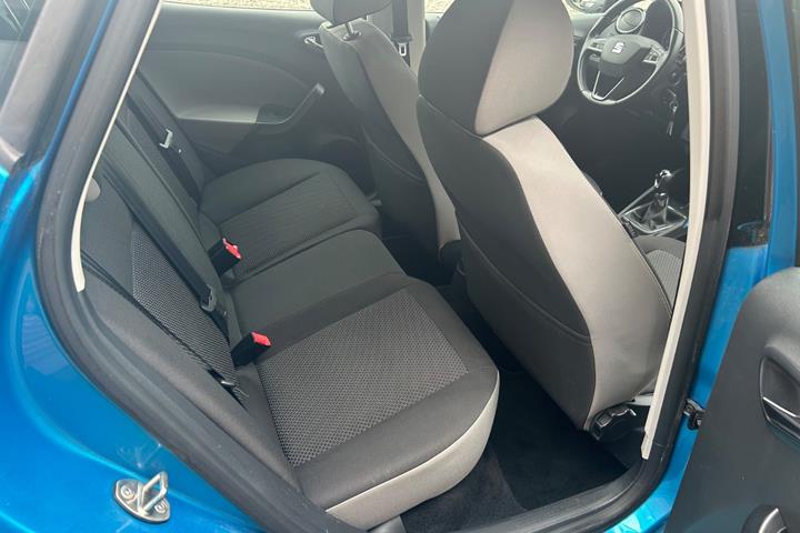 Blå Seat Ibiza fra 2016