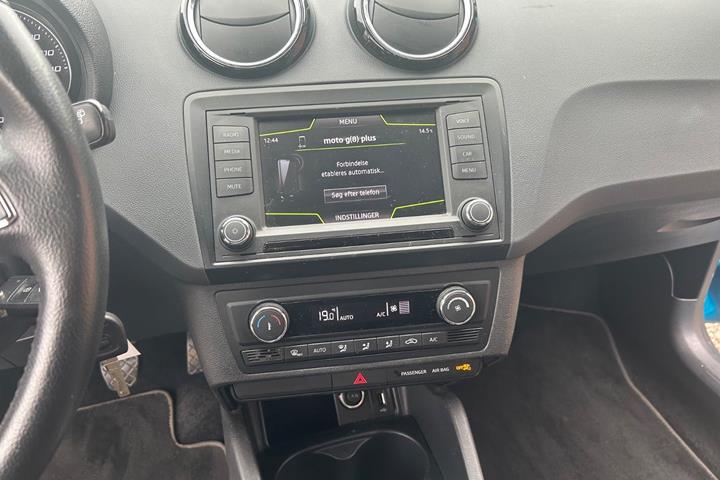 Blå Seat Ibiza fra 2016