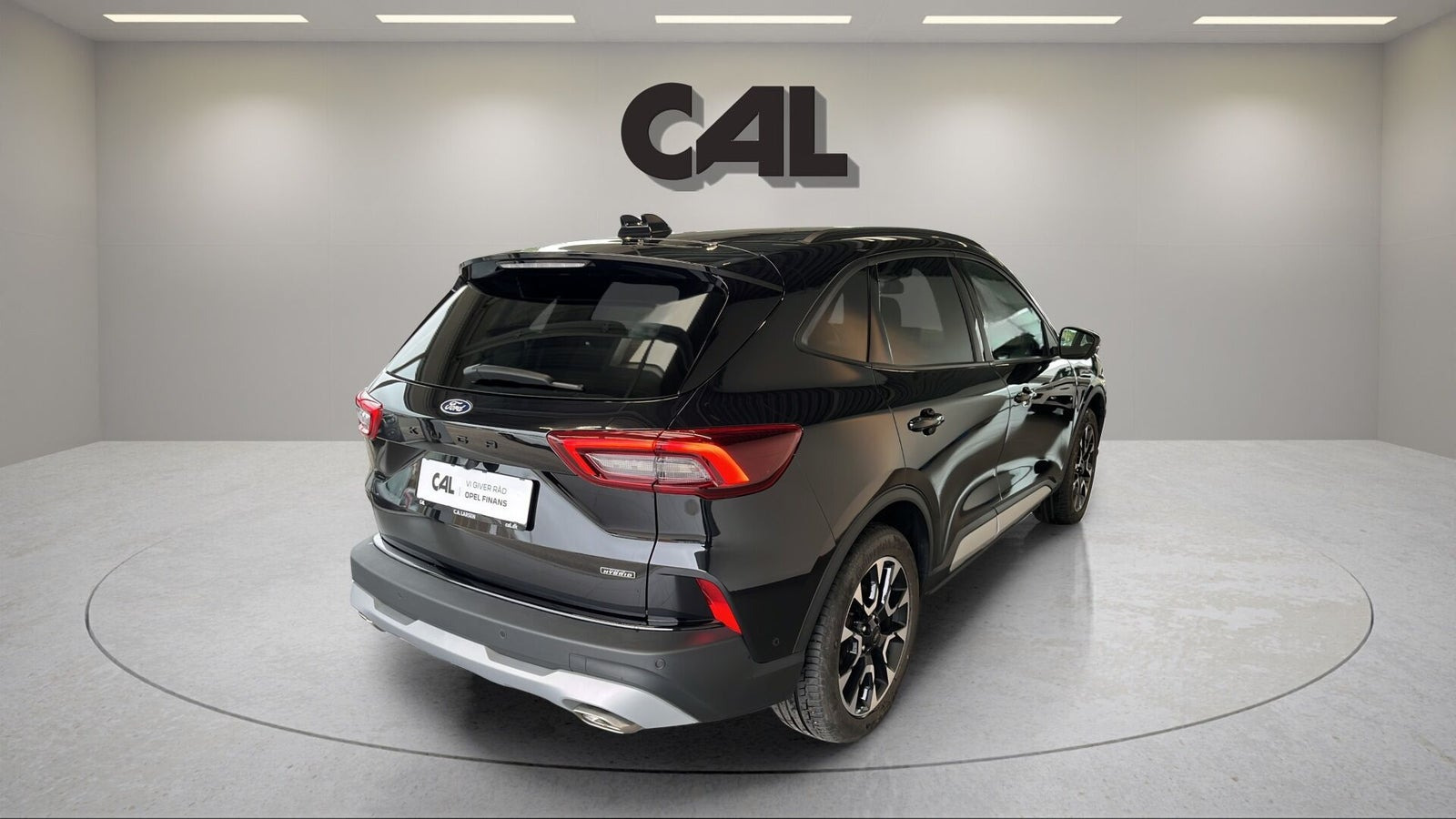 Sort Ford Kuga fra 2024