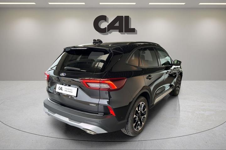 Sort Ford Kuga fra 2024