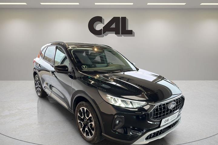 Sort Ford Kuga fra 2024