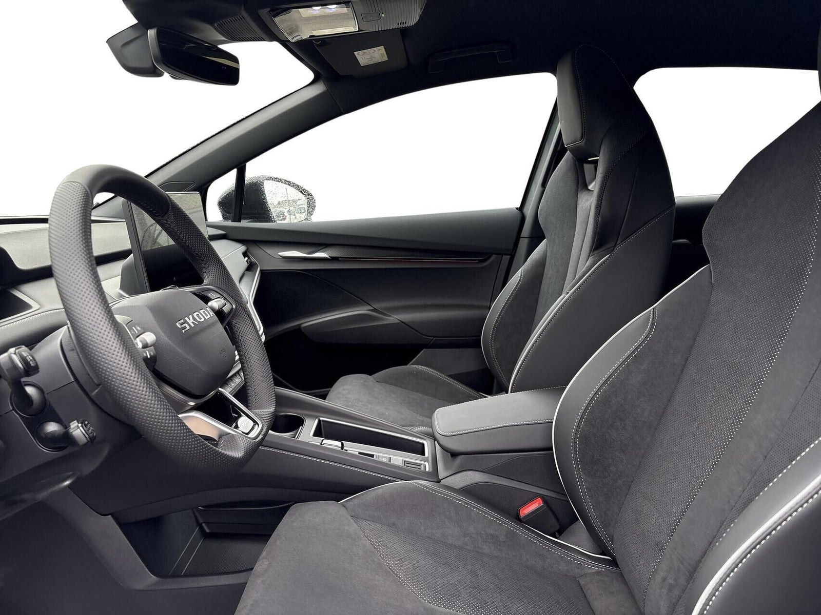 Grå Skoda Elroq fra 2027