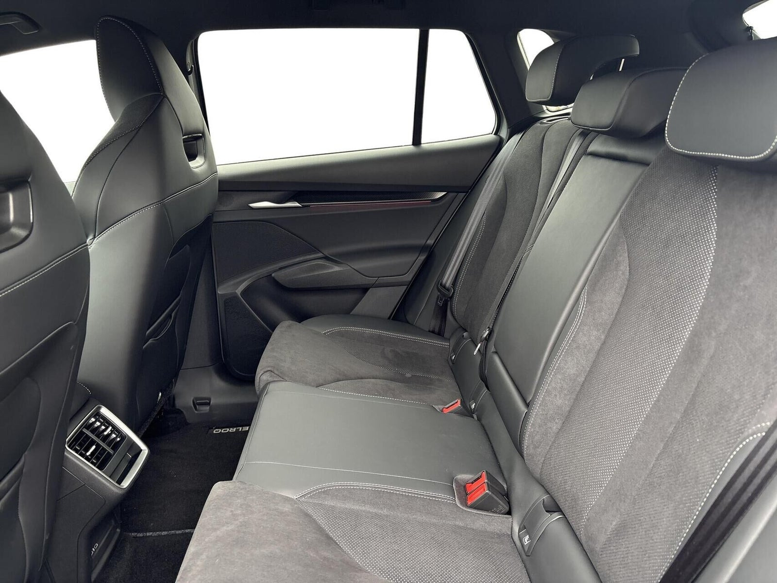 Sølv Skoda Elroq fra 2027