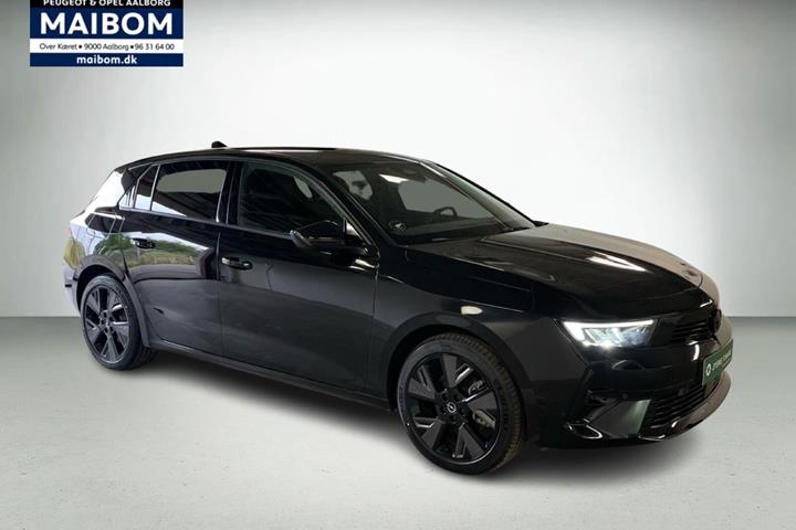 Sort Opel Astra-e fra 2024