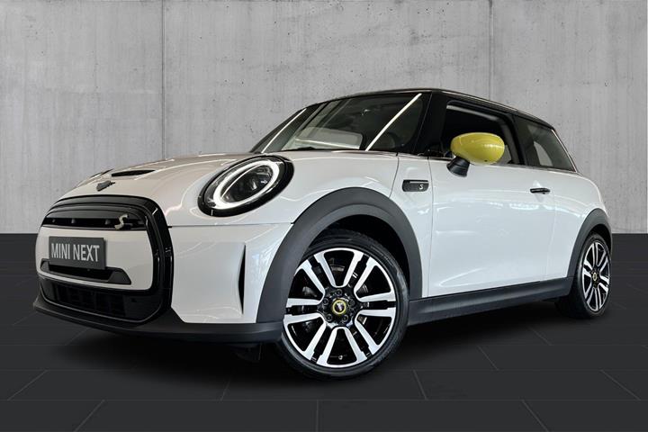 Hvid Mini Cooper SE fra 2023