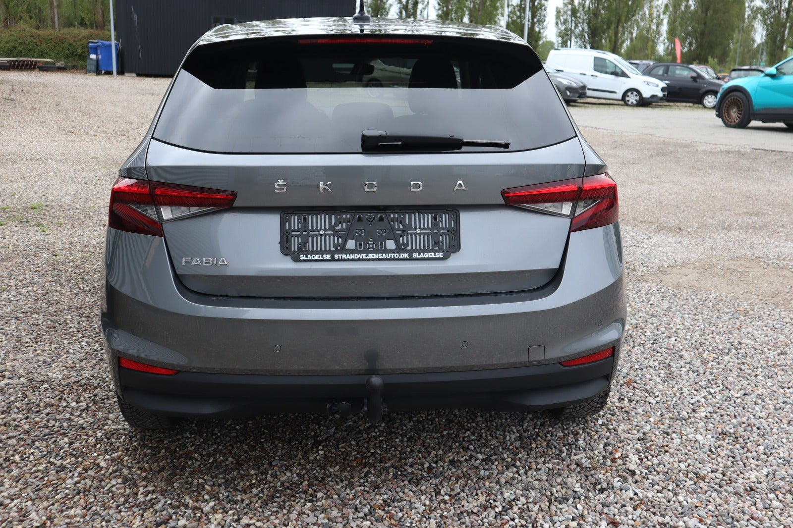 Grå Skoda Fabia fra 2023