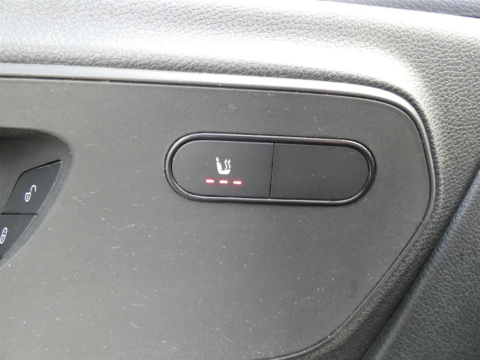 Sort Mercedes Sprinter 317 fra 2022