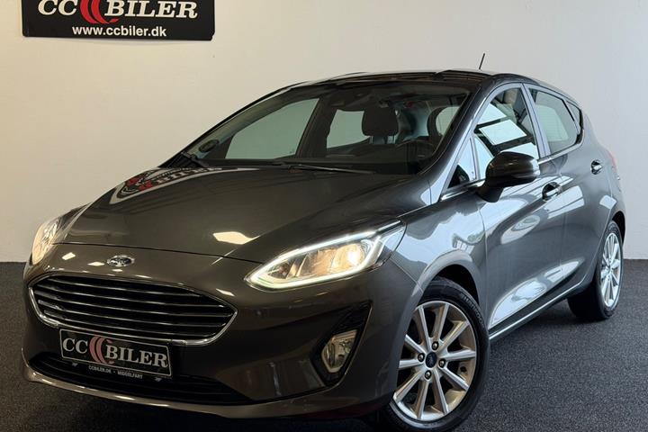 Grå Ford Fiesta fra 2018