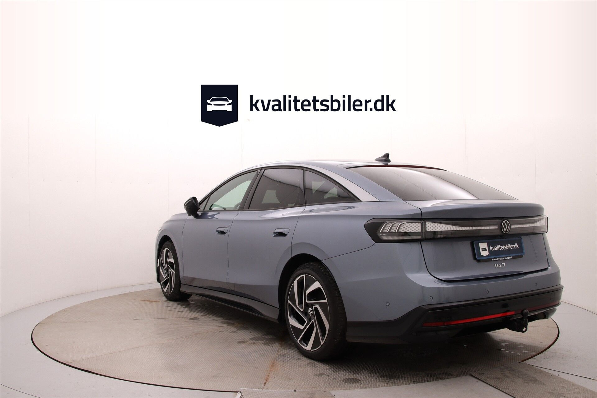 Blå VW ID.7 fra 2025