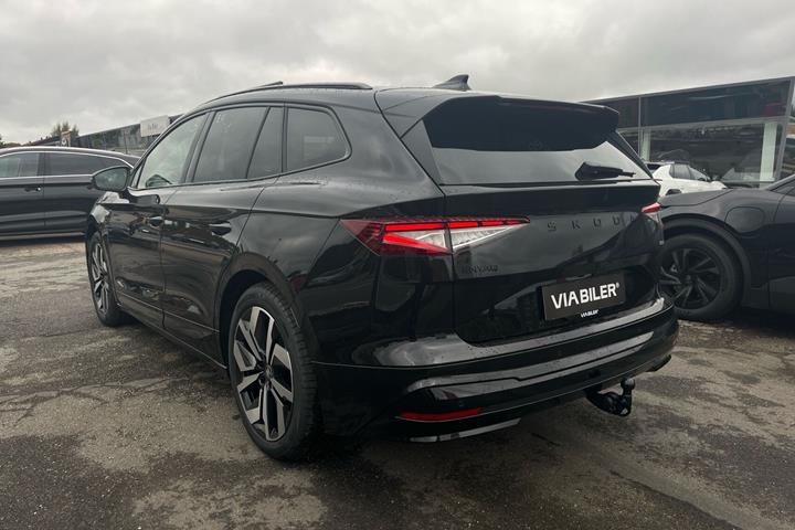 Sort Skoda Enyaq fra 2026