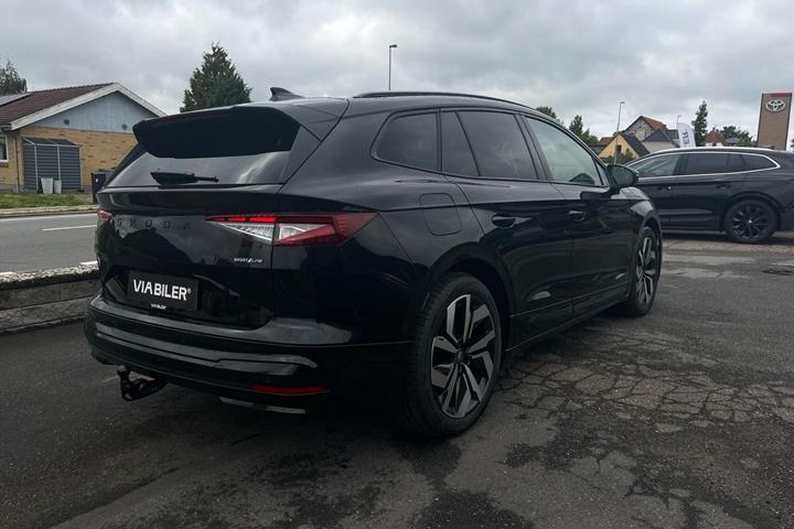 Sort Skoda Enyaq fra 2026