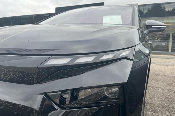 Sort Skoda Enyaq fra 2026