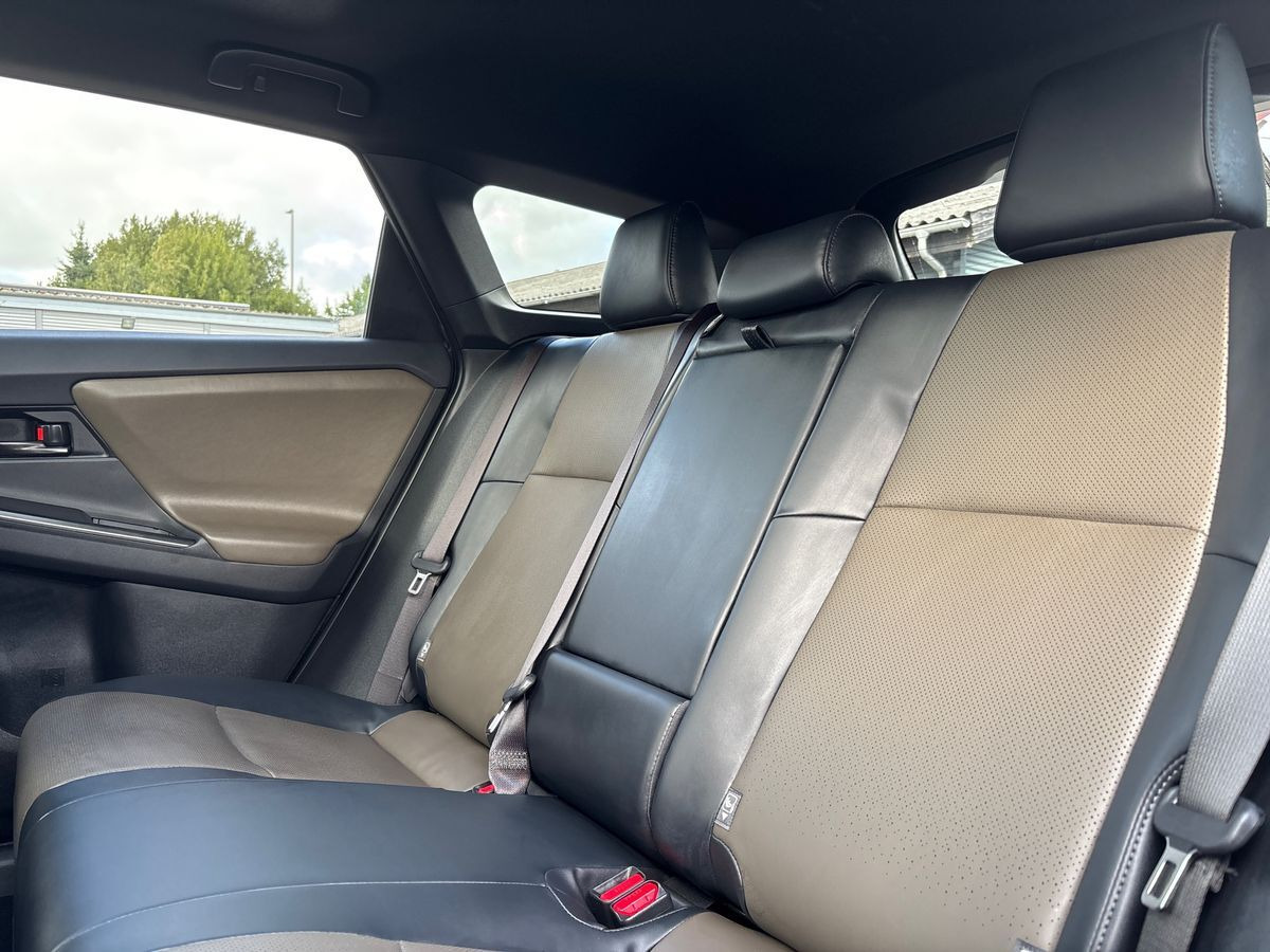 Bronze Toyota bZ4X Touring fra 2026