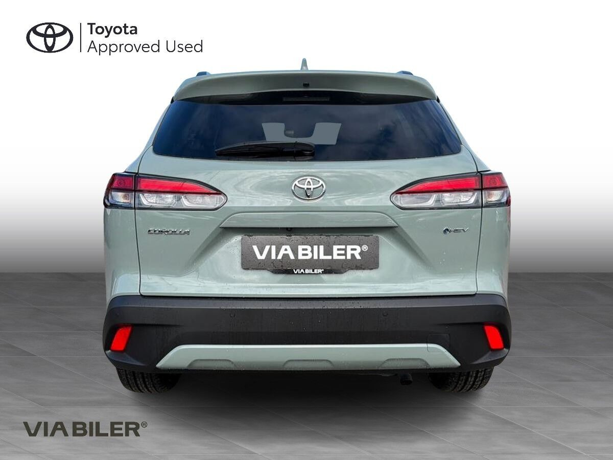 undefined Toyota Corolla Cross fra 2024