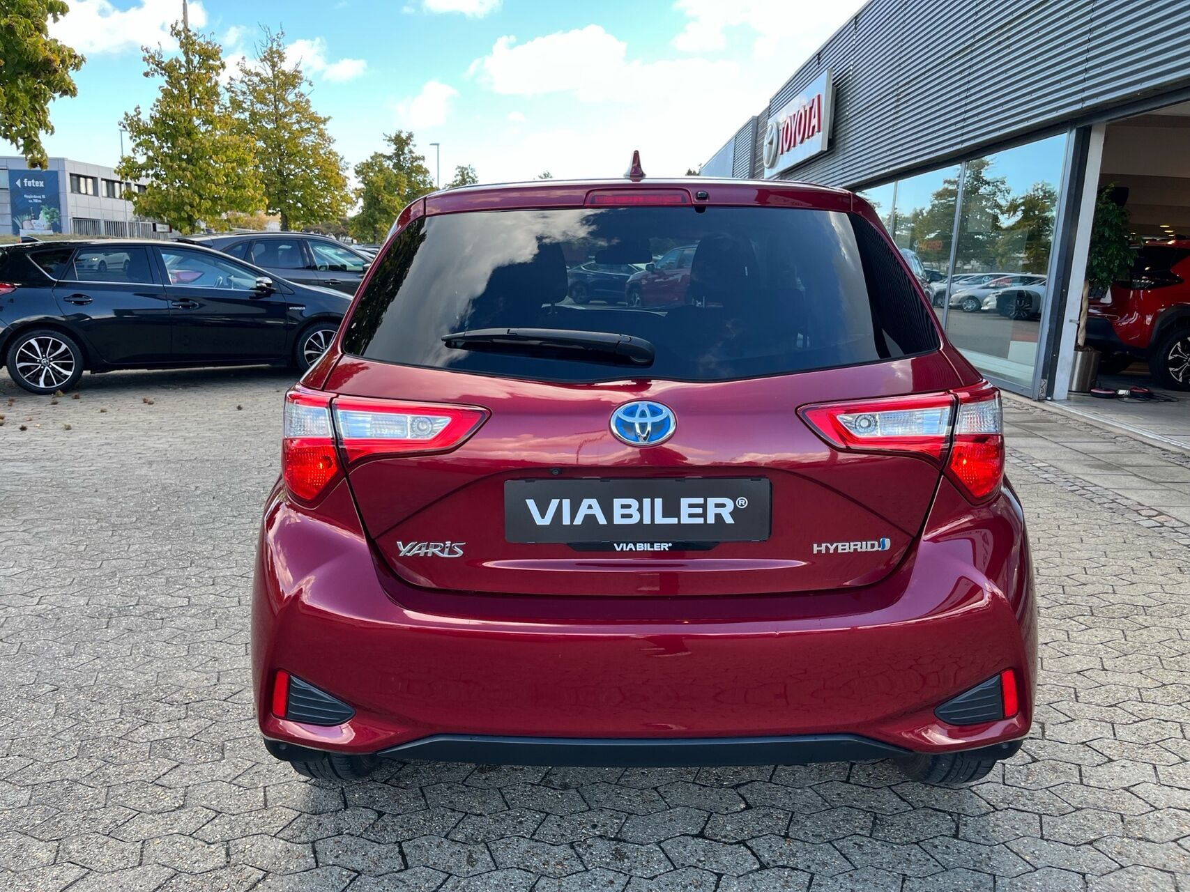 Rød Toyota Yaris fra 2018