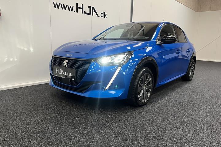 Blå Peugeot e-208 fra 2022