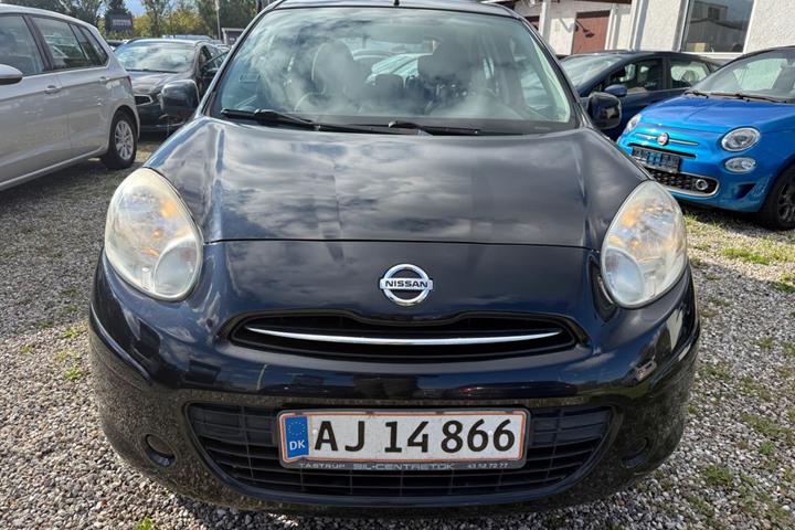 Sort Nissan Micra fra 2011