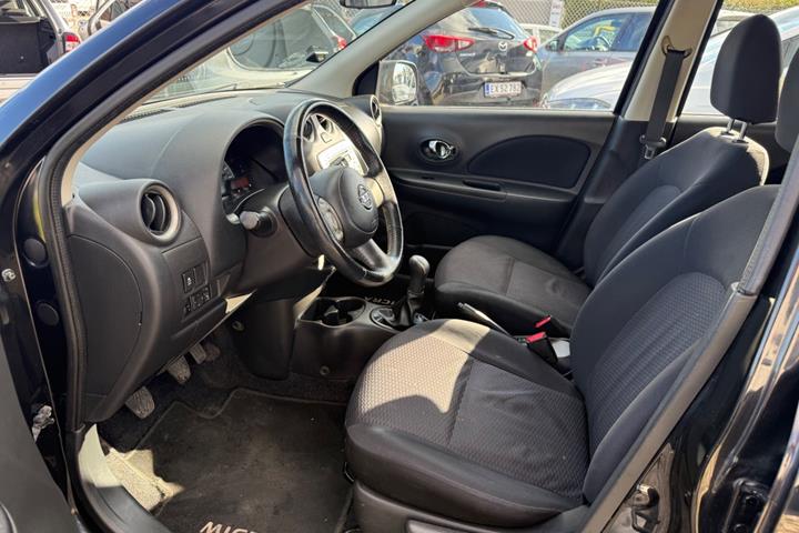 Sort Nissan Micra fra 2011
