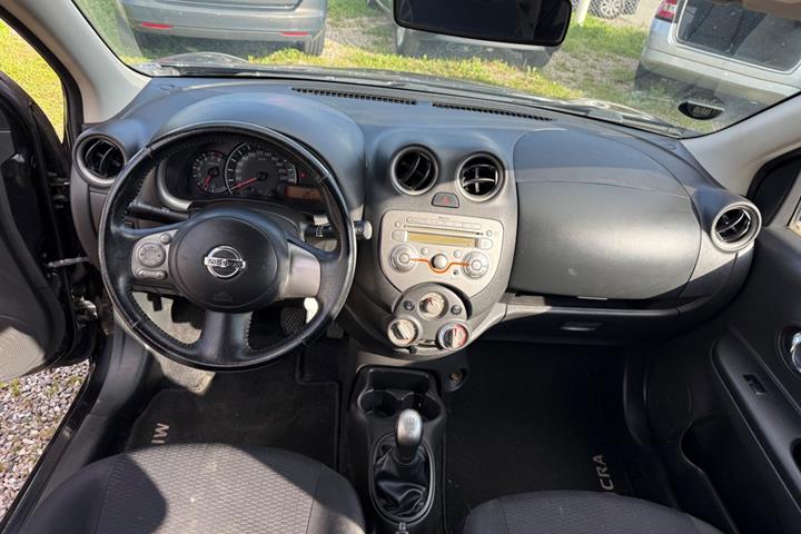 Sort Nissan Micra fra 2011