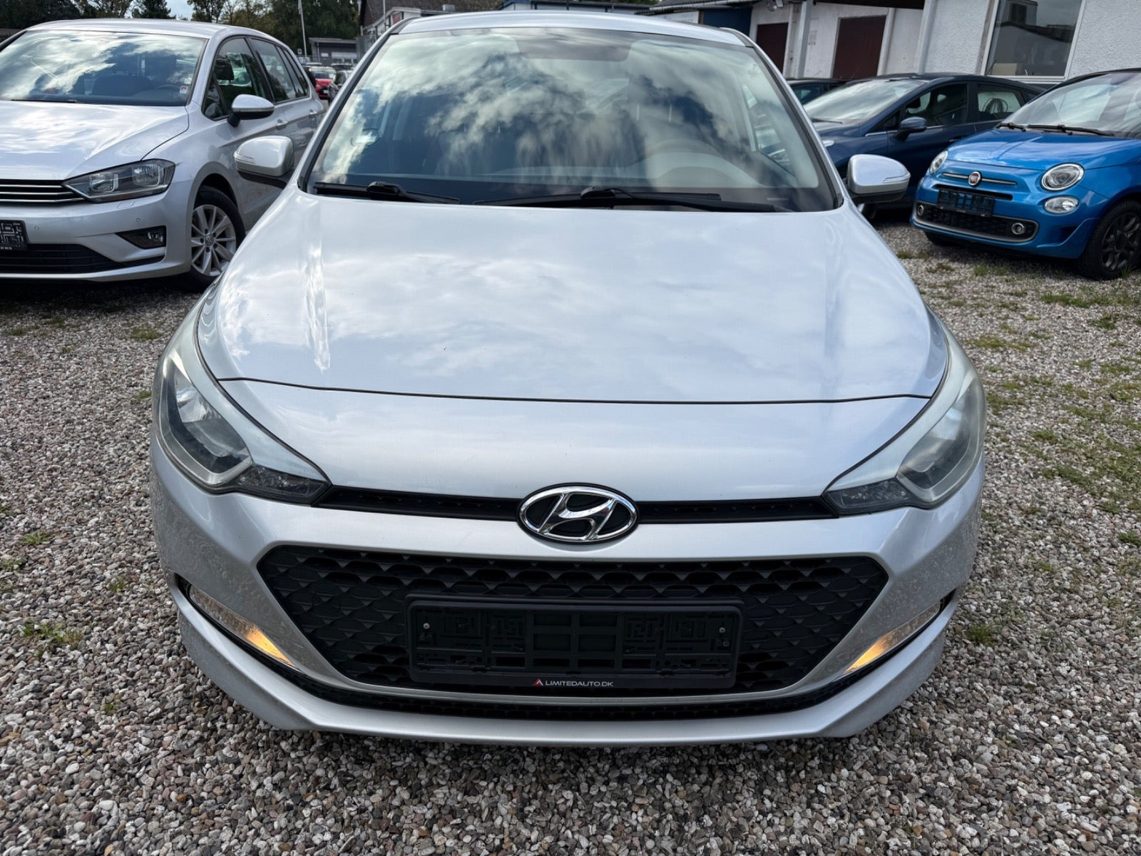 Sølv Hyundai i20 fra 2015