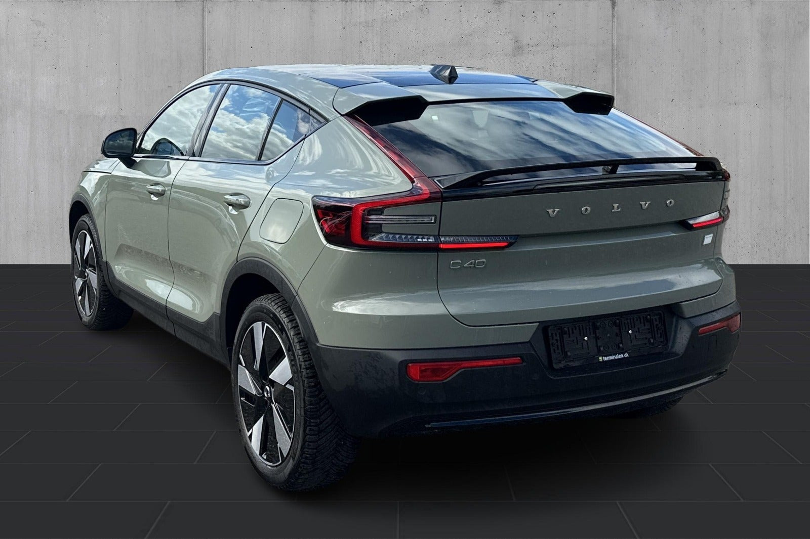 Grøn Volvo C40 fra 2024