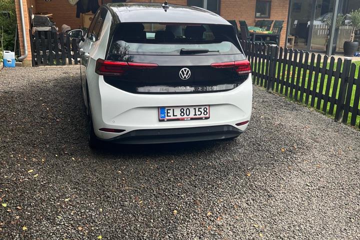 Hvid VW ID.3 fra 2021