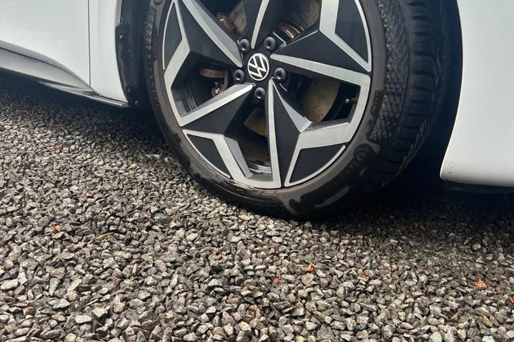 Hvid VW ID.3 fra 2021