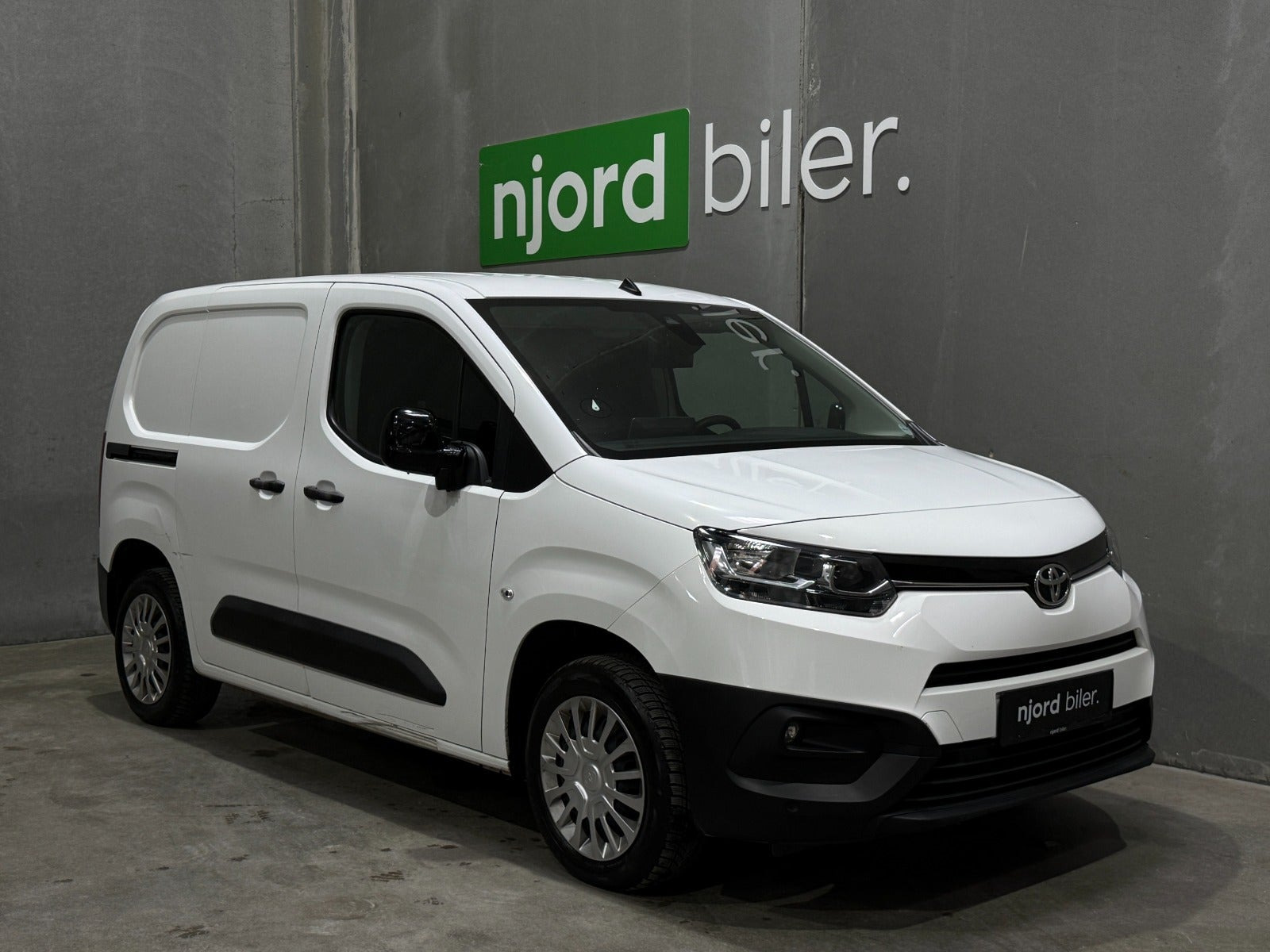 Toyota ProAce City 1,5 D 102 Medium Comfort