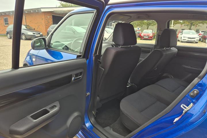 Grøn Suzuki Swift fra 2007