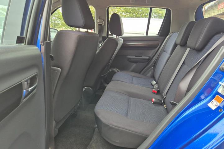 Grøn Suzuki Swift fra 2007