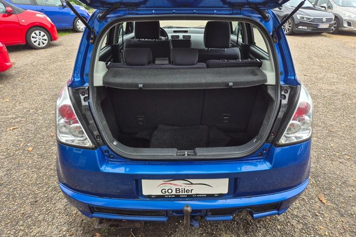 Grøn Suzuki Swift fra 2007