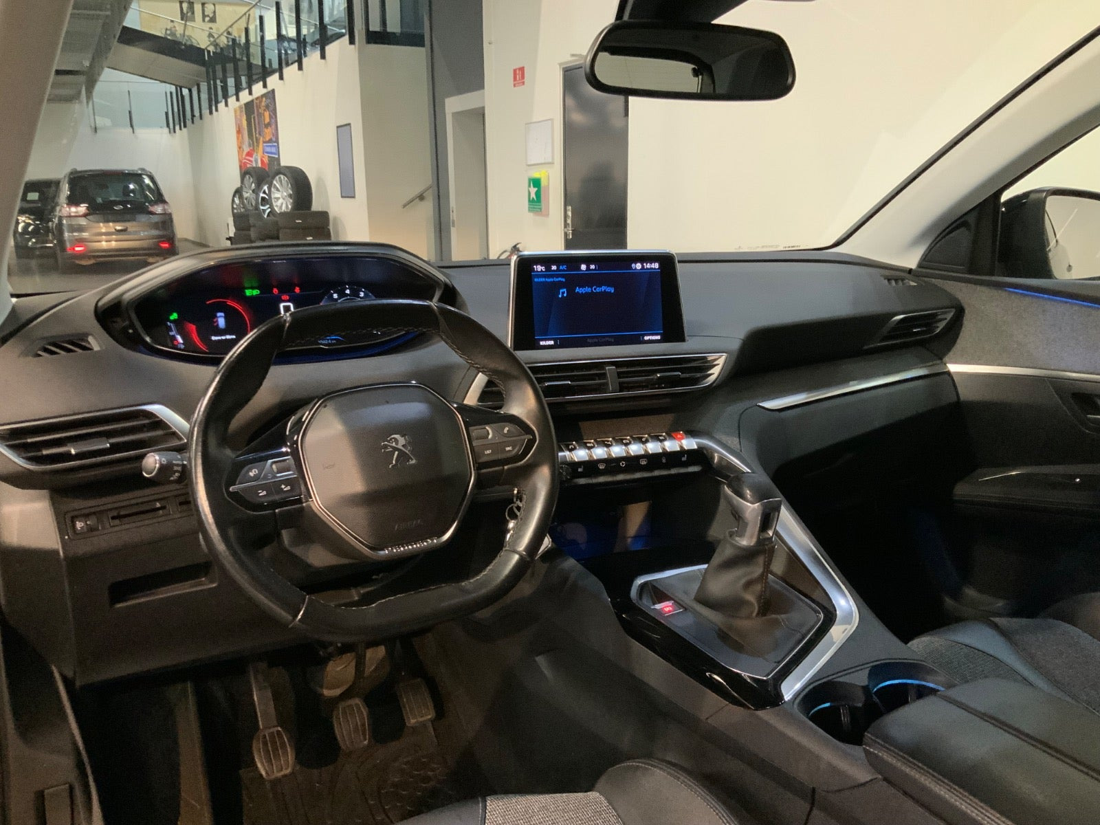 Sort Peugeot 3008 fra 2018