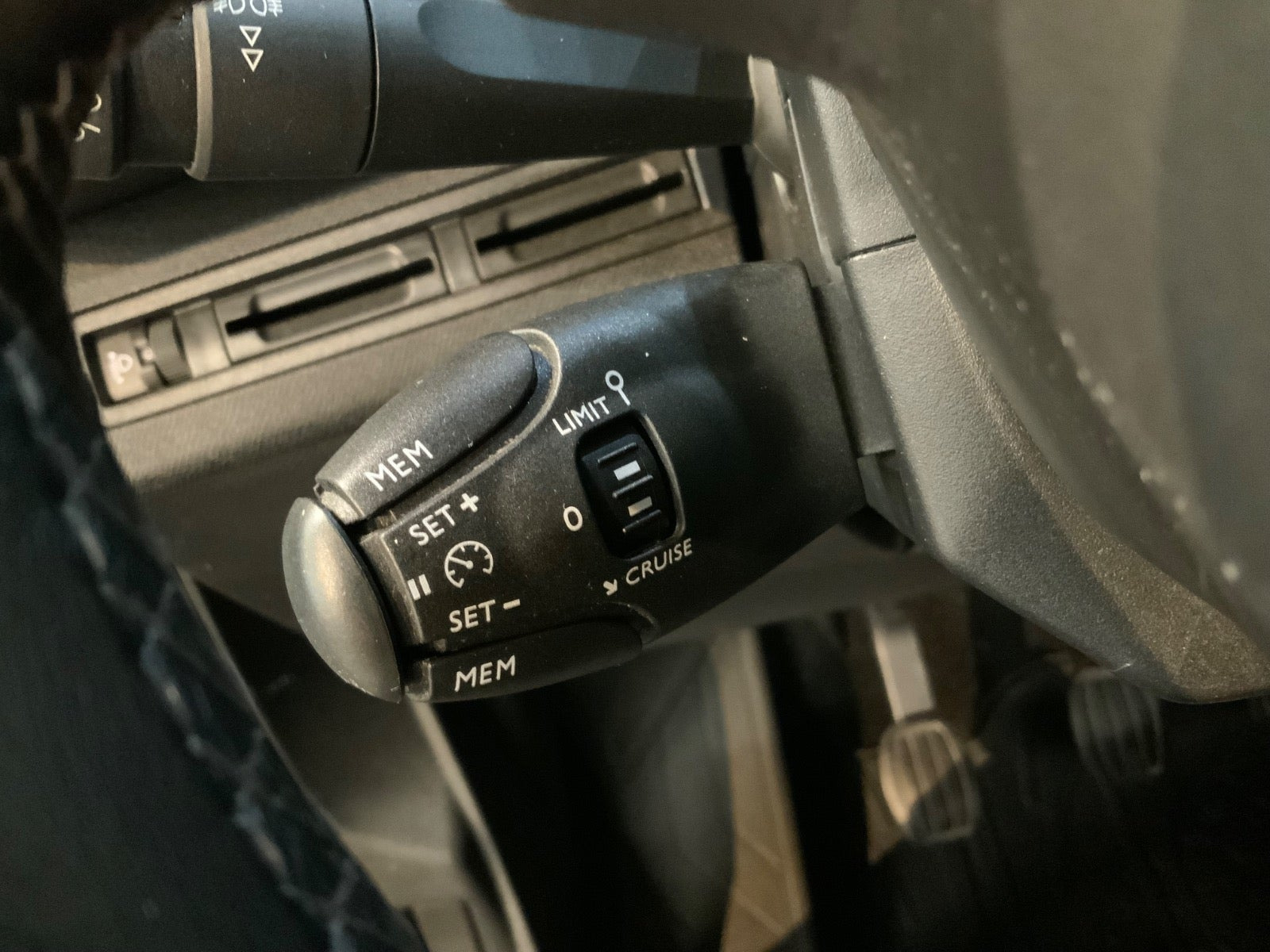 Sort Peugeot 3008 fra 2018